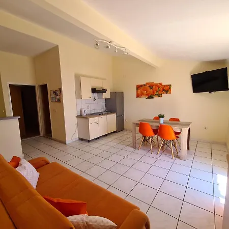 Tolj Apartment *
