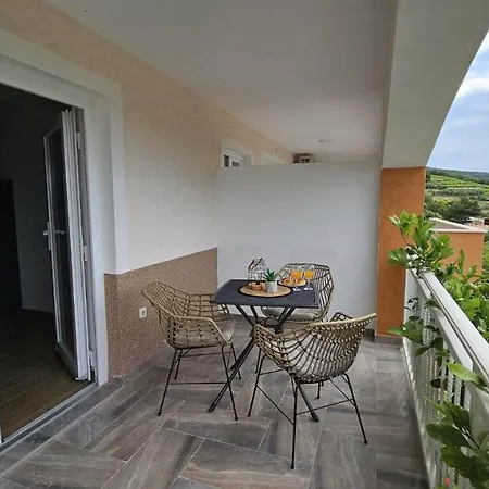 Apartment Tolj