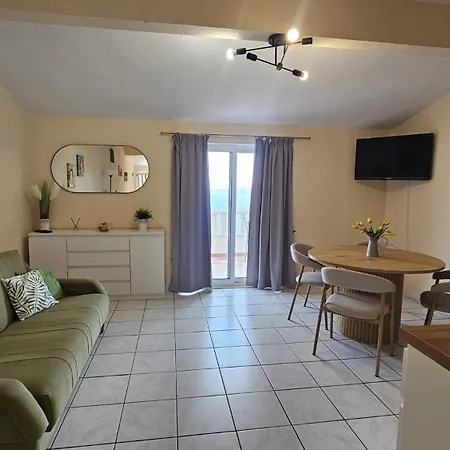 Apartment Tolj