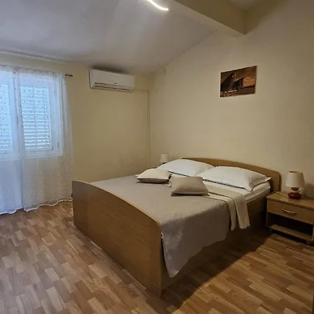 Apartment Tolj Orebic