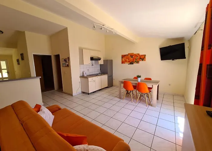 Tolj Apartment *